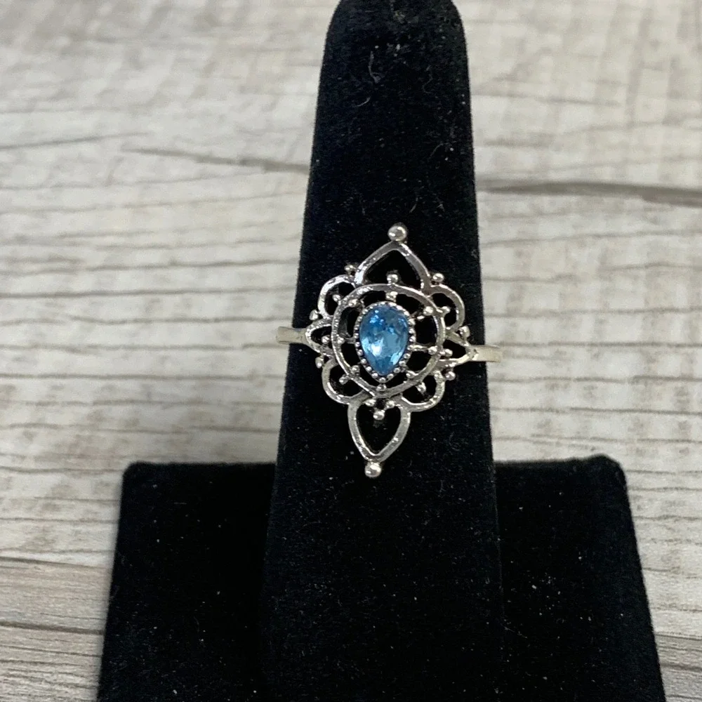 Boho Silver Tone Filigree Pear Cut Blue Stone Ring Size 7.75 Vintage Style 4623